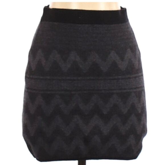 Mossimo Supply Co. Chevron Body Con Skirt - Picture 1 of 4